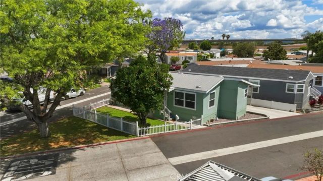 105 E Balboa 148, Tustin, CA 92780