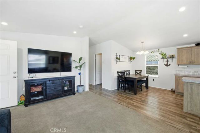 105 E Balboa 148, Tustin, CA 92780