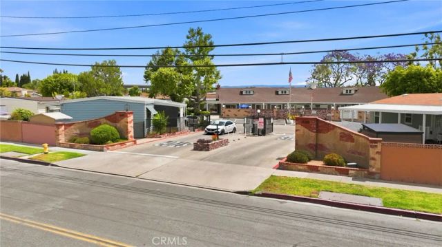 105 E Balboa 148, Tustin, CA 92780