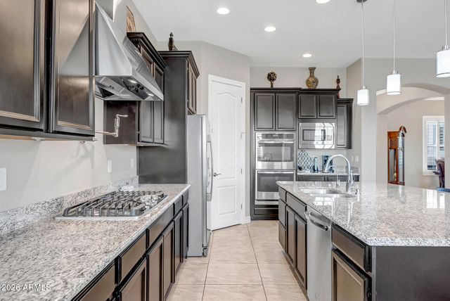 10089 W Jasmine Trail, Peoria, AZ 85383