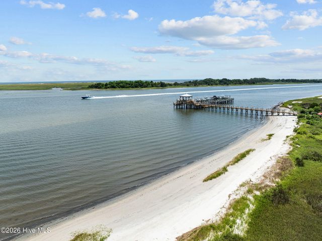 824 Cupola Drive, Wilmington, NC 28409