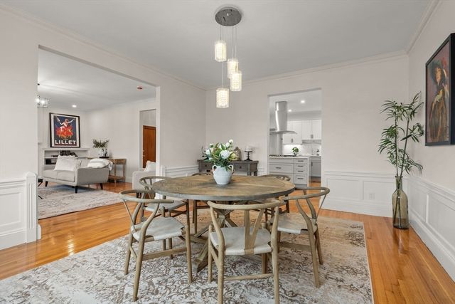 37 Englewood Ave 3, Brookline, MA 02445