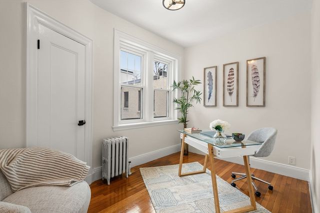 37 Englewood Ave 3, Brookline, MA 02445