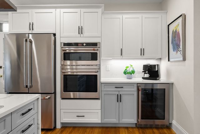 37 Englewood Ave 3, Brookline, MA 02445