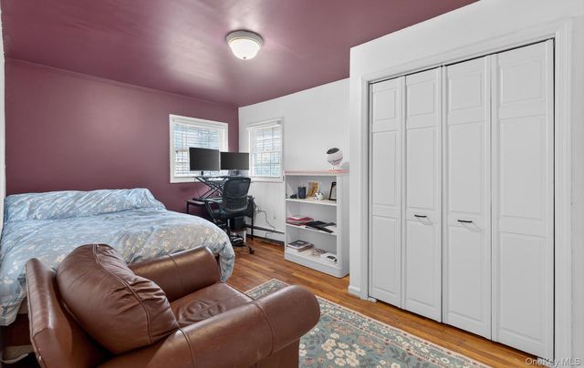 6 Wren Drive, Woodbury, NY 11797