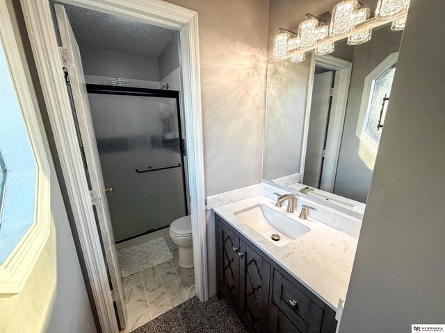 2329 Hogantown Drive, Bellevue, NE 68123