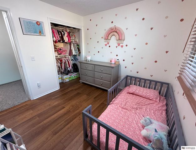 2329 Hogantown Drive, Bellevue, NE 68123