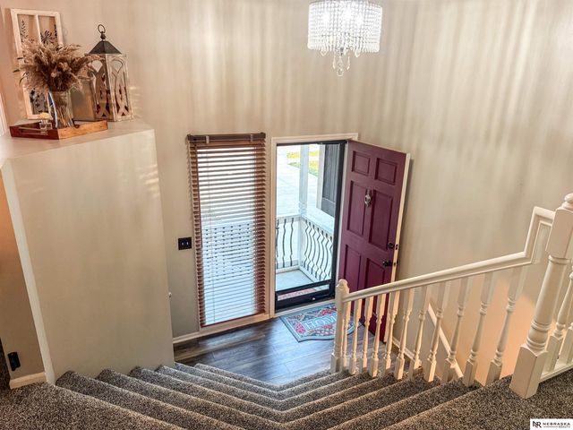 2329 Hogantown Drive, Bellevue, NE 68123