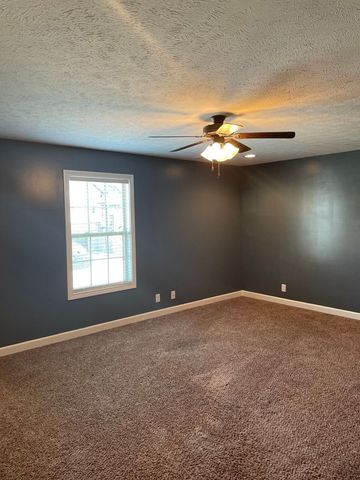 1046 Christian James Ct, Clarksville, TN 37043