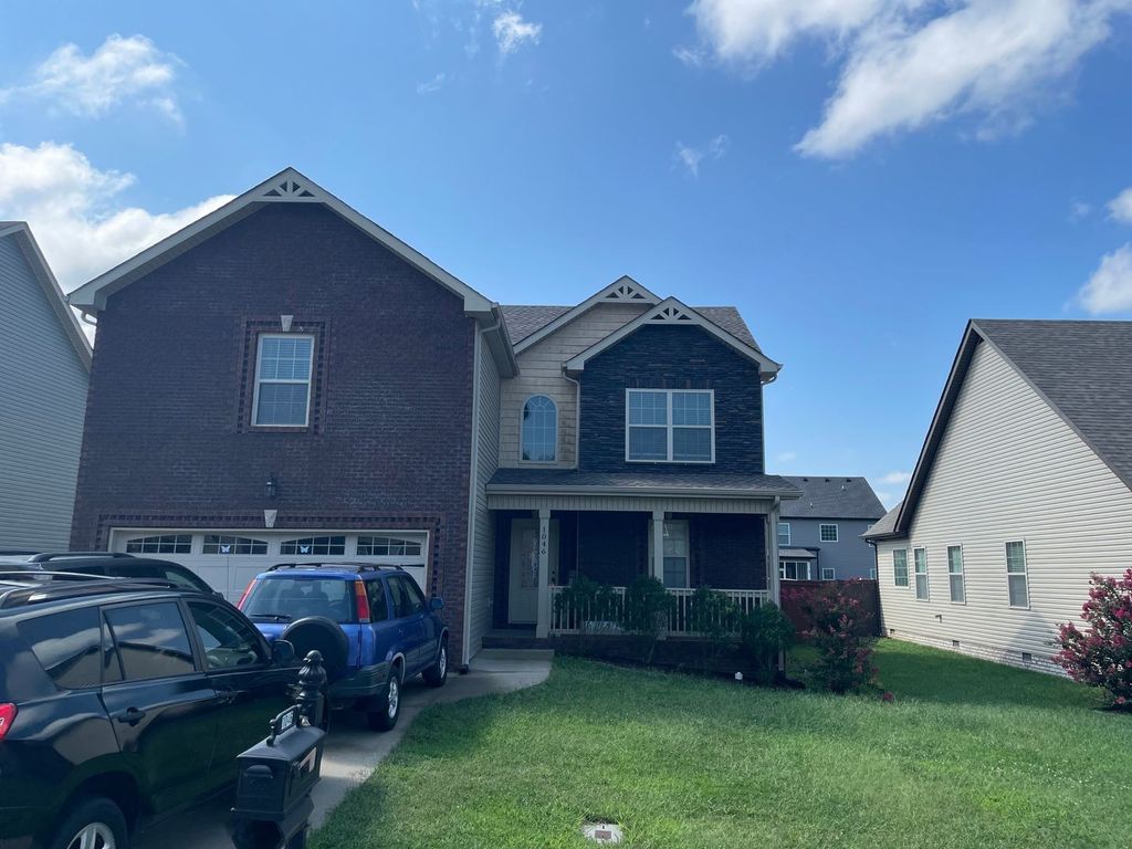 1046 Christian James Ct, Clarksville, TN 37043