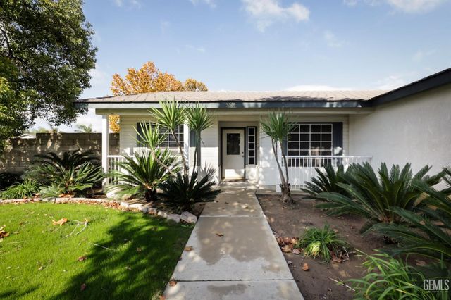 5618 Sicily Court, Bakersfield, CA 93308