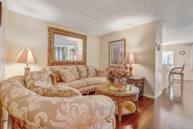 4602 WINDING RIVER WAY, Land O Lakes, FL 34639