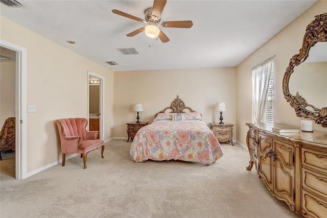 4602 WINDING RIVER WAY, Land O Lakes, FL 34639