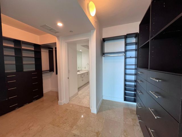 1331 BRICKELL BAY Drive 4407, Miami, FL 33131