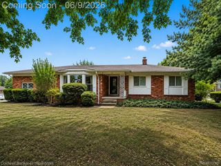 53238 Saturn Drive, Shelby Charter Township, MI 48316