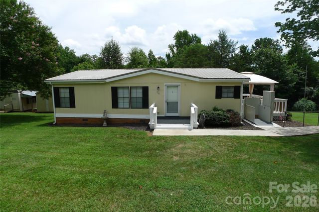 116 Hank Lesser Road, Mocksville, NC 27028