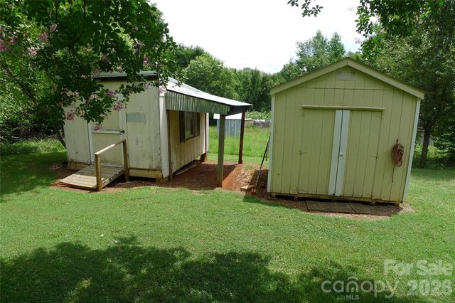 116 Hank Lesser Road, Mocksville, NC 27028
