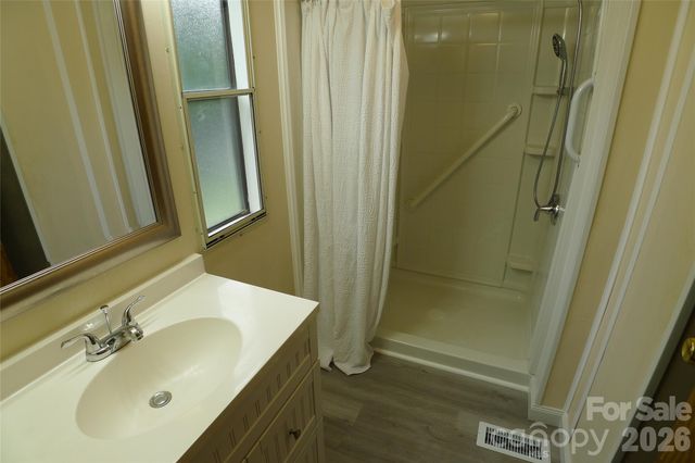 116 Hank Lesser Road, Mocksville, NC 27028