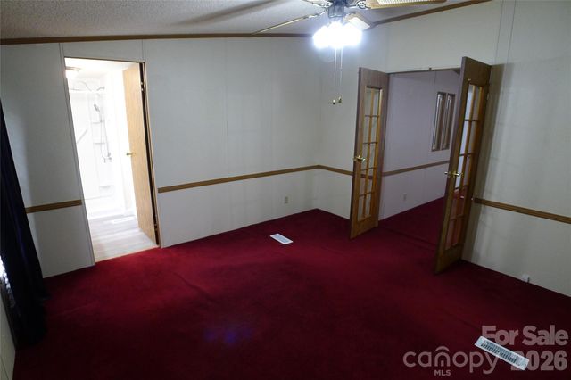 116 Hank Lesser Road, Mocksville, NC 27028