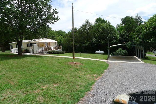 116 Hank Lesser Road, Mocksville, NC 27028