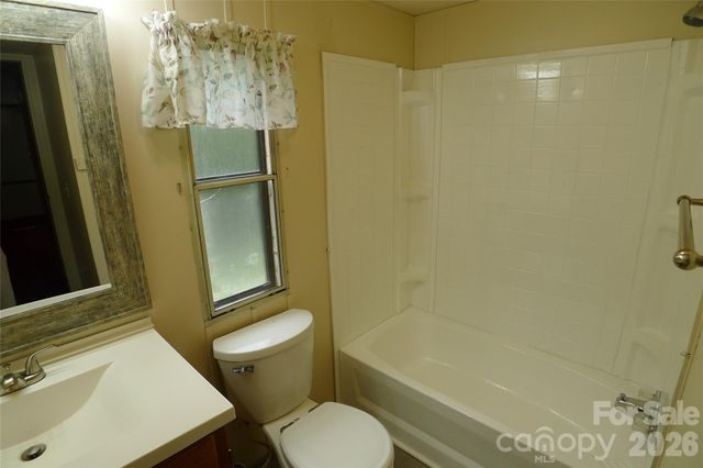 116 Hank Lesser Road, Mocksville, NC 27028