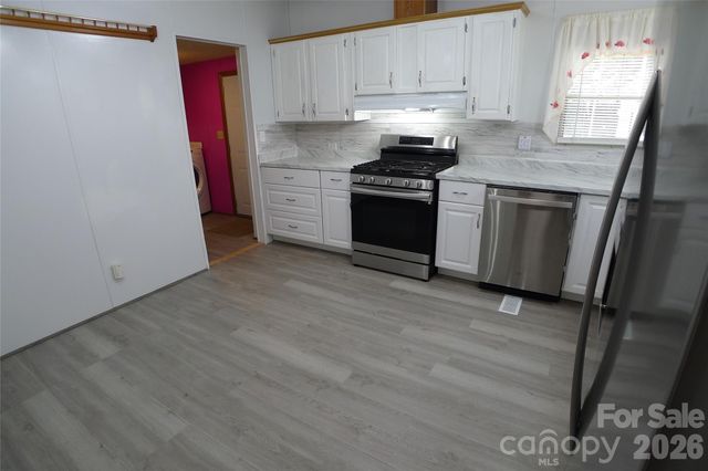 116 Hank Lesser Road, Mocksville, NC 27028