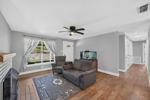 8932 Elm Ave, Orangevale, CA 95662