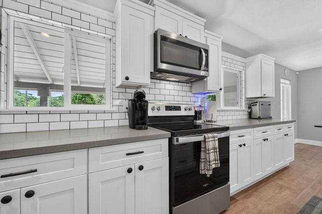8932 Elm Ave, Orangevale, CA 95662