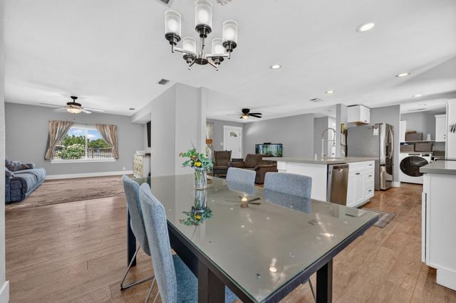 8932 Elm Ave, Orangevale, CA 95662