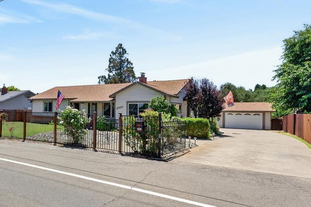 8932 Elm Ave, Orangevale, CA 95662