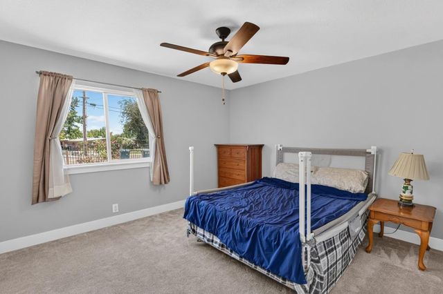 8932 Elm Ave, Orangevale, CA 95662