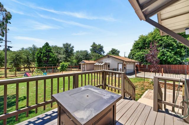 8932 Elm Ave, Orangevale, CA 95662
