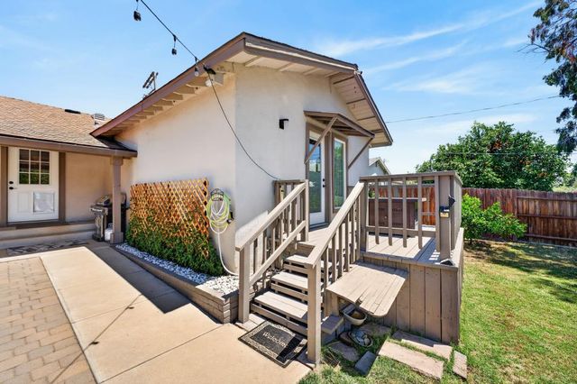 8932 Elm Ave, Orangevale, CA 95662