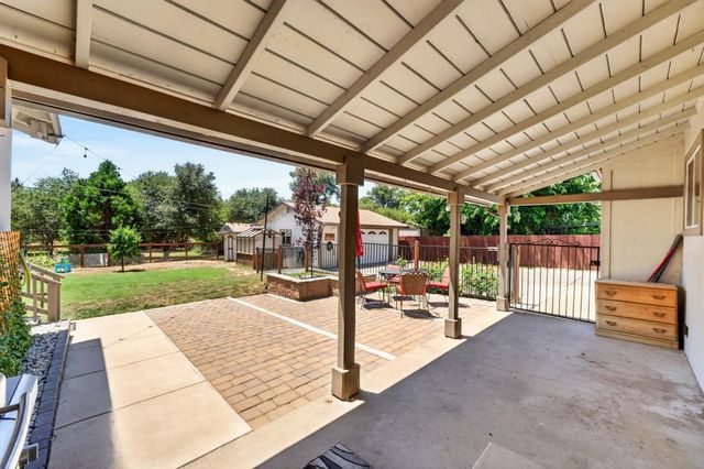 8932 Elm Ave, Orangevale, CA 95662