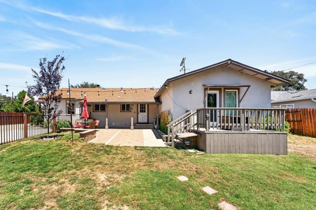 8932 Elm Ave, Orangevale, CA 95662