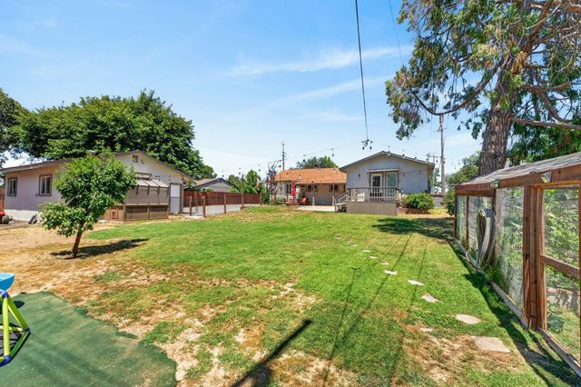 8932 Elm Ave, Orangevale, CA 95662
