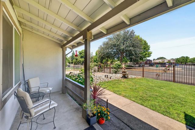 8932 Elm Ave, Orangevale, CA 95662