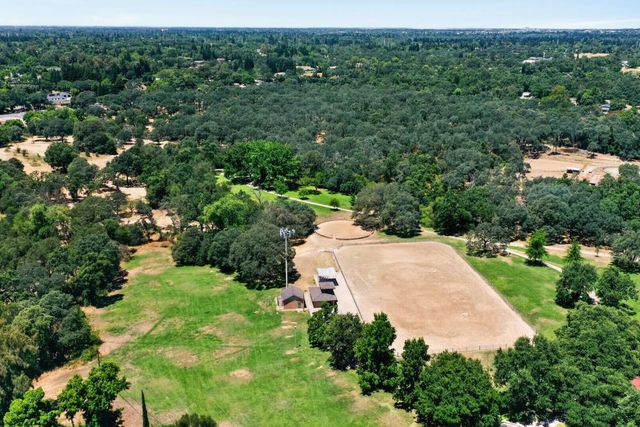8932 Elm Ave, Orangevale, CA 95662