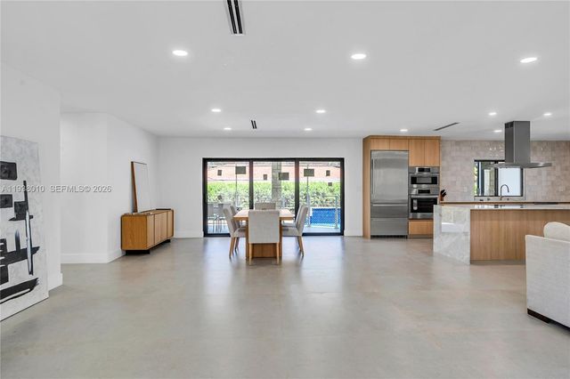 13407 SW 59th Ave, Pinecrest, FL 33156