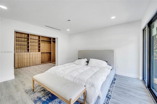 13407 SW 59th Ave, Pinecrest, FL 33156