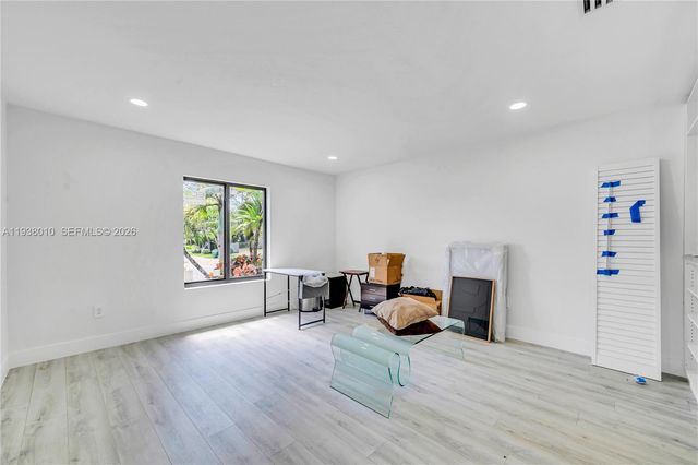 13407 SW 59th Ave, Pinecrest, FL 33156