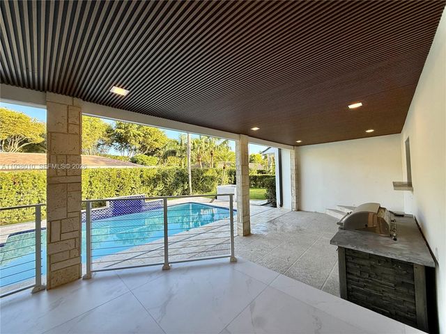 13407 SW 59th Ave, Pinecrest, FL 33156