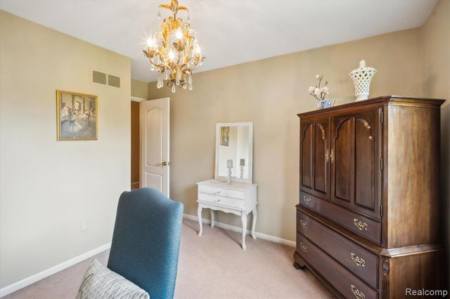56764 Jewell Road, Shelby Twp, MI 48315