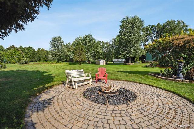 56764 Jewell Road, Shelby Twp, MI 48315