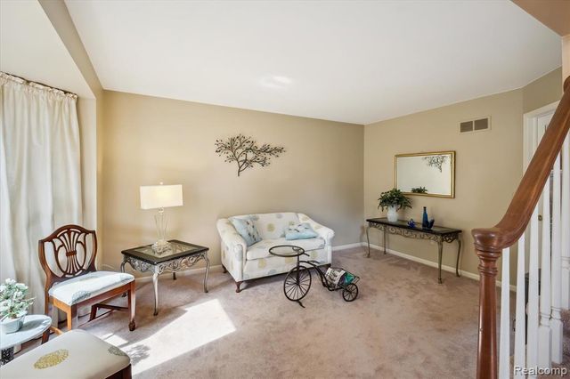56764 Jewell Road, Shelby Twp, MI 48315