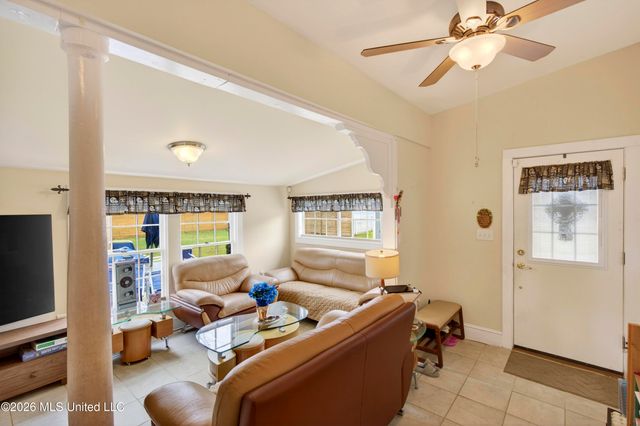 216 Sycamore Street, Bay Saint Louis, MS 39520