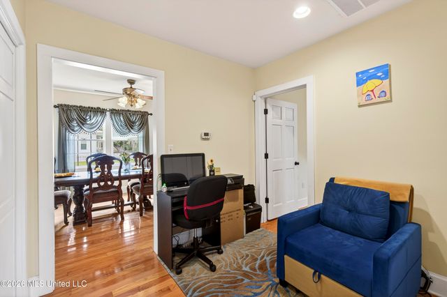 216 Sycamore Street, Bay Saint Louis, MS 39520