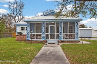 216 Sycamore Street, Bay Saint Louis, MS 39520