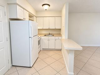 1960 NE 48 Street 11, Pompano Beach, FL 33064