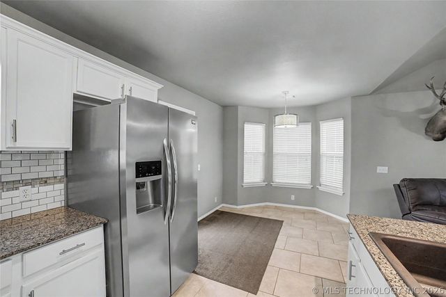 21820 W 12th Street S, Sand Springs, OK 74063